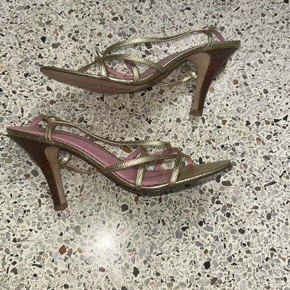 Lilly Pulitzer gold strappy sandal heels 9 - Picture 1 of 7